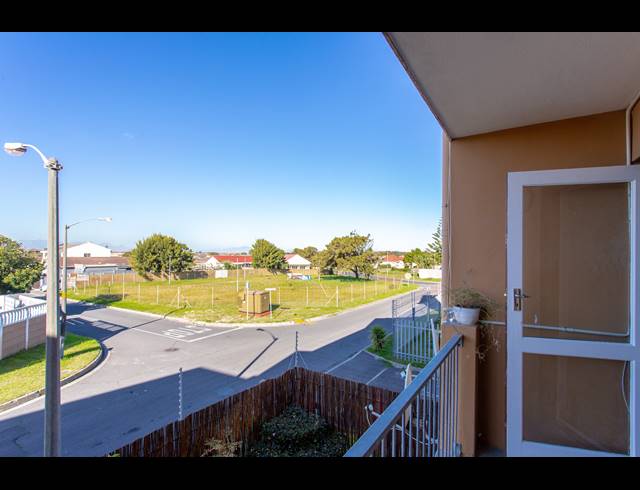 2 BEDROOM APARTMENT SOLD IN SOUTHFIELD